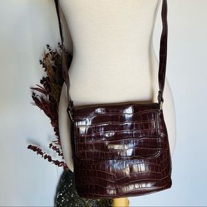 VTG Liz Claiborne Crossbody Handbag Very Excellent Condition Strap 23”D